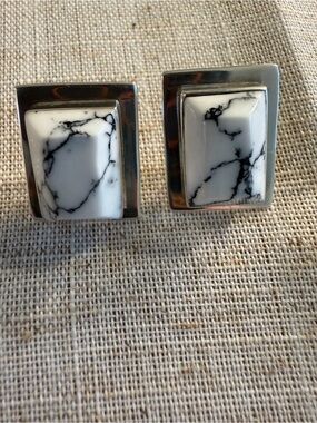 Made in Mexico White/Black Marble-Pattern .925 Silver Earrings. 3/4” x 1/2” EC